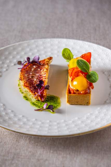 Galerie Photos · Hôtel Restaurant Chiny · Aux Comtes de Chiny 