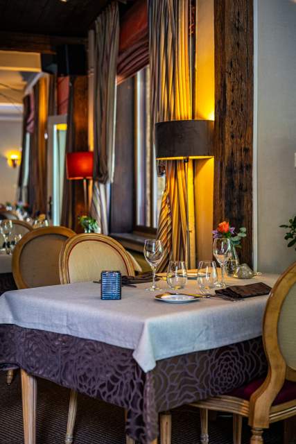 Galerie Photos · Hôtel Restaurant Chiny · Aux Comtes de Chiny 